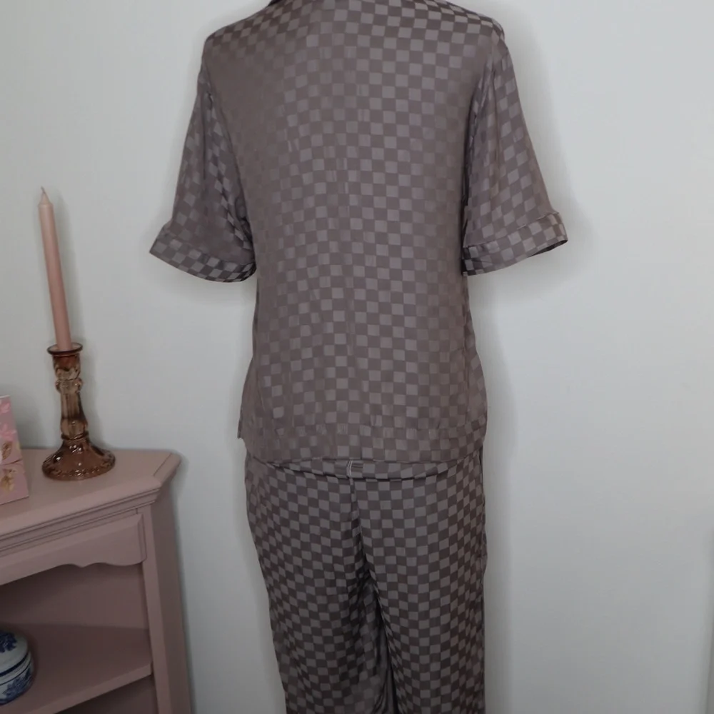 NWT 2 Piece Set Gap Body Checkered Pajamas in Taupe XS/XXS